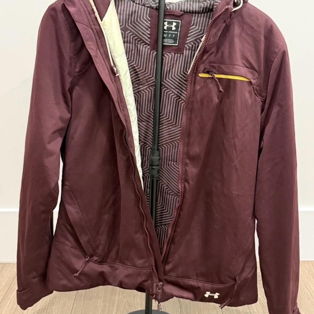 Under Armour Storm Coldgear Infrared Hooded Women's Jacket ( Sz. Small) - Picture 4 of 11